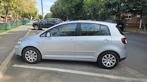 Volkswagen Golf 5 Plus 2006 1.6 Benzina - imagine 2