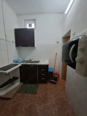 70 mp | 2 dormitoare | verandă mare + terasă | complex studențesc - imagine 5