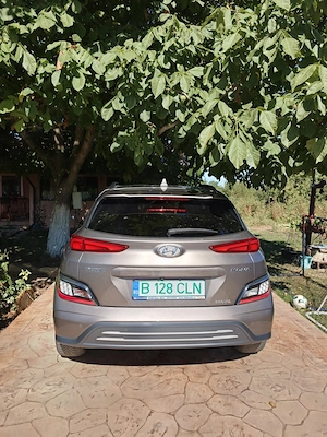 VAND Hyundai Kona Electric 2022   204 CP | 64 kWh | Echipare HIGHWAY + NAVI - imagine 4