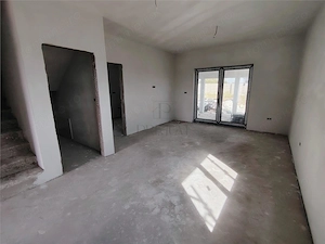 DUPLEX SPATIOS - 5 CAMERE - FINISAJE LA CERERE - imagine 3