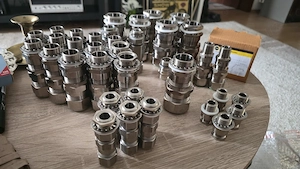 Vând lot presetupe metalice industriale CMP Products (noi diverse mărimi)