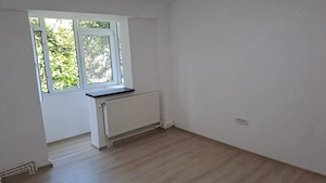 Apartament 2 camere renovat, Viziru 3 , etaj 3 - imagine 3