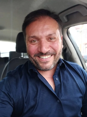 Șofer personal Cristian, 43+, educat, discret și sigur.