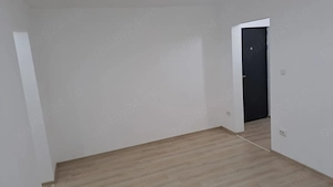 Apartament 2 camere renovat, Viziru 3 , etaj 3