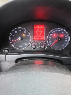 Golf 5 Plus 1.4 benzină  - imagine 2