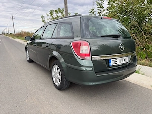 Vând Opel Astra H, an 2010, motor 1.7 CDTI EcoFlex, 110 CP, cu cutie manuală în 6 trepte.  - imagine 4