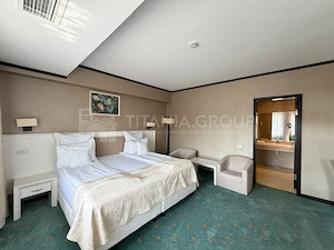 Hotel 4 stele, complet echipat, 85 camere, teren 5000 mp - Predeal - imagine 10