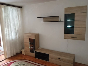 Ofer spre închiriere garsoniera zona (0) central  Brașov  - imagine 8