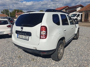 Dacia Duster 1.5 dCi 4x2 Laureate 2017! - imagine 6