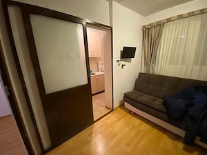 garsoniera barajul bicaz-modern-metrou 5 minute costin georgian - imagine 4