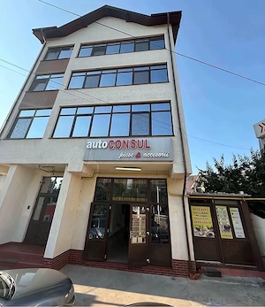 inchiriez spatiu comercial 
