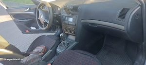 **Skoda Octavia II   1 .6 FSI benzină, distribuție pe lanț   141 .000 km** - imagine 2