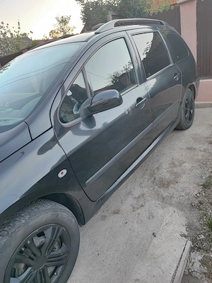 Vând Peugeot 307 an 2002  - imagine 4