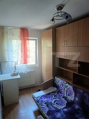 Garosniera de vanzare, 23 mp, zona Soarelui - imagine 3