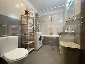 Apartament 2 camere, 65 mp, zona Soarelui - imagine 10