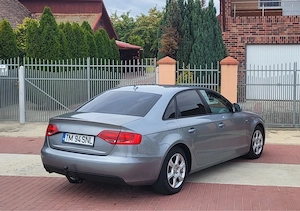 audi a4 b8 S-line 2.0 Diesel 143 cp an 2009 unic propietar in tara toate taxele la zi fiscal pe loc  - imagine 4