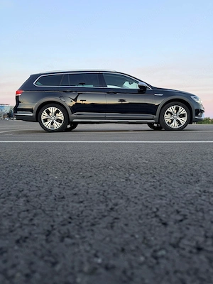 Volkswagen Passat Alltrack 2.0 TDI 4 Motion DSG , 190 CP - imagine 8
