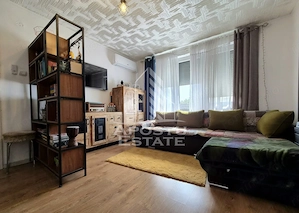Apartament doua camere semidecomandat,zona Garii