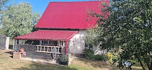 Vind casă cu etaj la Borsa de Cluj