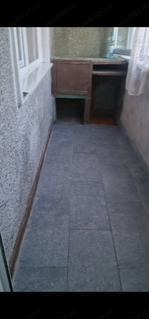 Vand apartament 2 camere decomandat in Deva str. Minerului - imagine 4