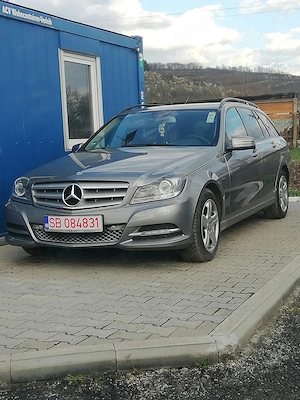 Vând Mercedes C-class  - imagine 10