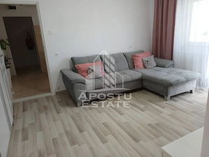 Apartament semidecomandat,2 camere,mobilat,etaj 2,Calea Lipovei - imagine 10