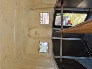 Vând remorcă pentru transport animale