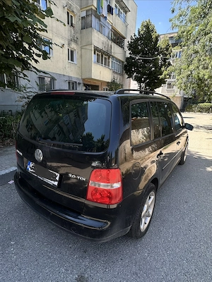 Volkswagen Touran 2.0 TDI DSG   2006 - imagine 3