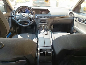 Vând Mercedes C-class  - imagine 6