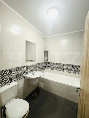Apartament 2 camere, 52 mp, zona Tractorul - imagine 5