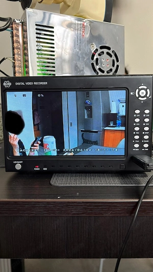 Dvr cu display color