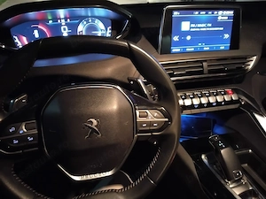 Peugeot 3008 1.2 131CP cutie automata 8 rapoarte - imagine 5