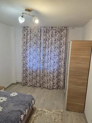 Inchiriez apartament cu 3 camere Zona Tomis 3 - imagine 6