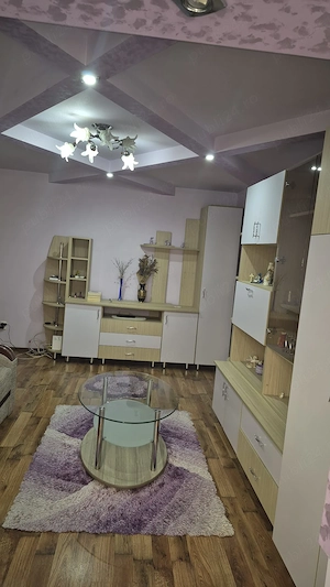 Vând apartament 