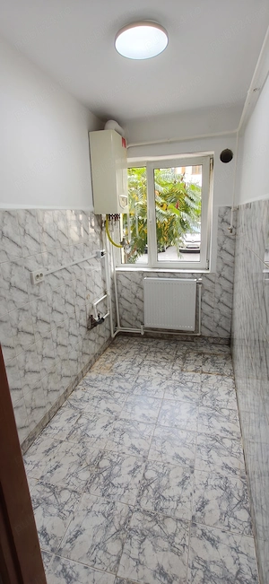 Vand Schimb Apartament 2 Cam. Parter Central Cabinet Spatiu Comer. !!! - imagine 8