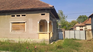 Casă tradițională, sat Lisa, 115 mp, teren 2350 mp, de renovat