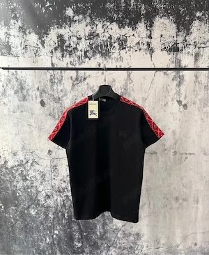 Tricou Burberry Colectia 2026
