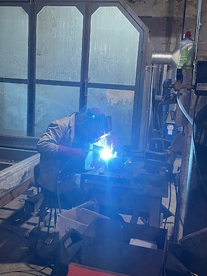 StepCo angajeaza lacatus confectii metalice cu experienta, in Husi - imagine 4