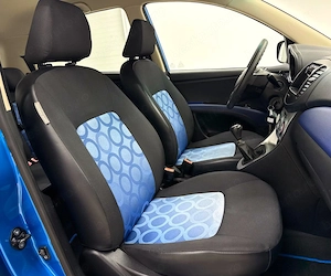 Hyundai i10 1.1 Edition Plus - imagine 15