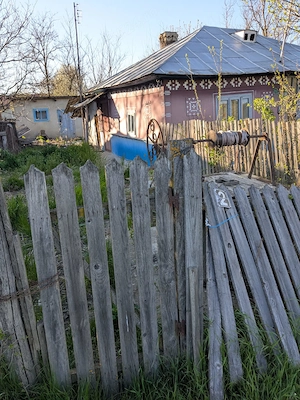 Casă veche și teren 