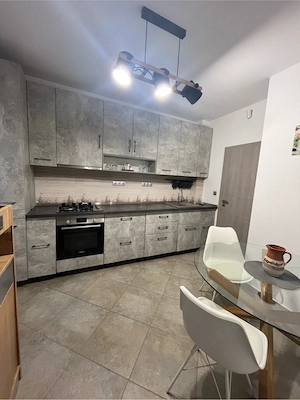 De inchiriat Apartament 2 camere 