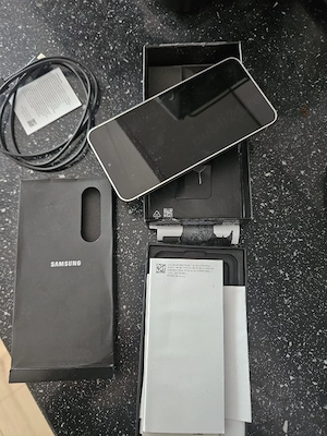 Vand telefon nou S24 samsug