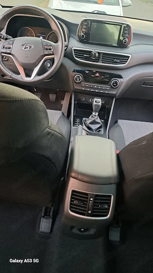 Vând HYUNDAI TUCSON an 2020, benzină - imagine 5