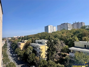 Decomandat, luminos, 2 camere si priveli #537;te superba, zona 7 Noiembrie
