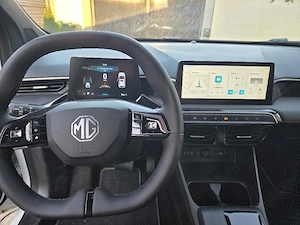 MG3 hybrid + an 2026 si  1200  km  - imagine 4
