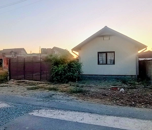 Casa de vânzare aproape de orașul Arad
