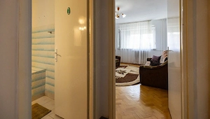 Apartament 2 camere, decomandat , Compelxul Studentesc - imagine 2