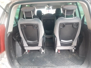 Peugeot 807 2.0 Hdi 7 locuri 2009 - imagine 9