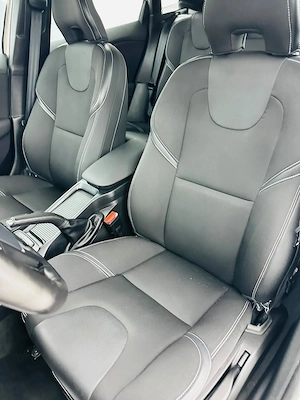 Volvo V40 - imagine 10