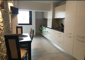 Apartament 4 camere - Zona Nord